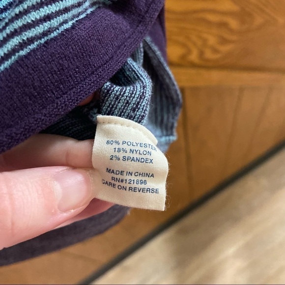 Title Nine Mock Turtle Neck Size Small - Picture 4 of 6